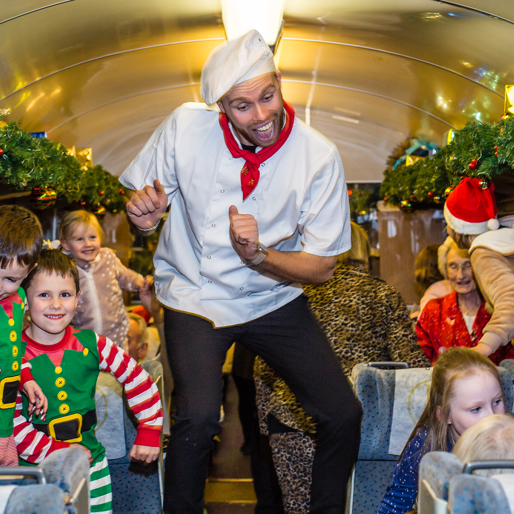 The Polar Express Train Ride South Devon – THE POLAR EXPRESS Train Ride ...